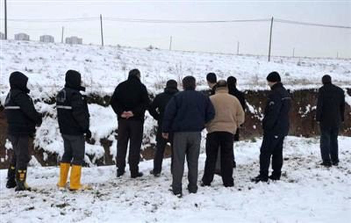 Dere İçinde Ceset Bulundu