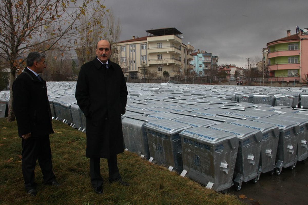 Elazığ\'a 2 Bin Yeni Çöp Konteynırı