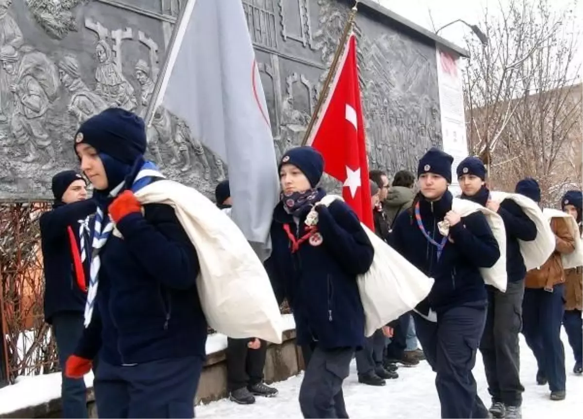 Erzurum'da 500 İzci Dedesine Yürüdü