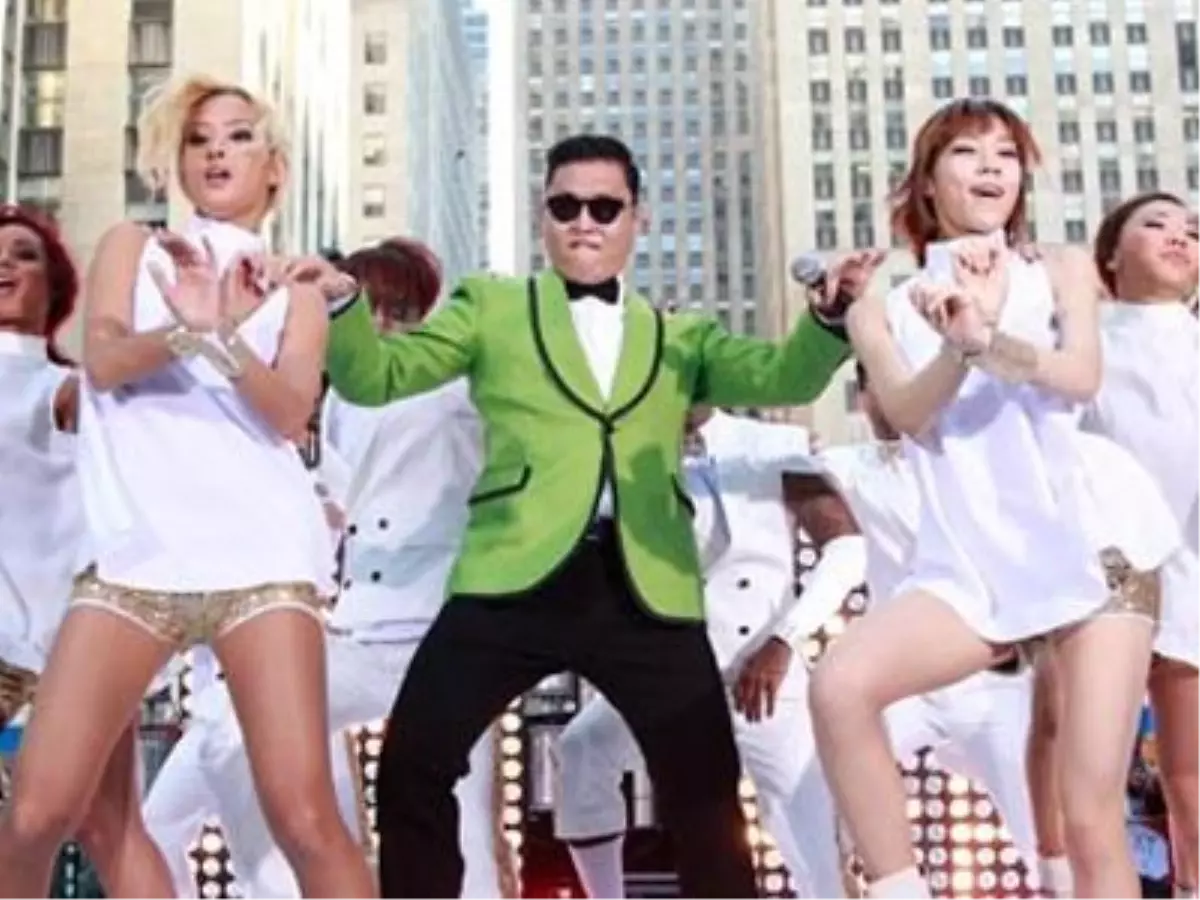 "Gangnam Style"In Youtube\'daki İzleyici Sayısı 1 Milyarı Aştı