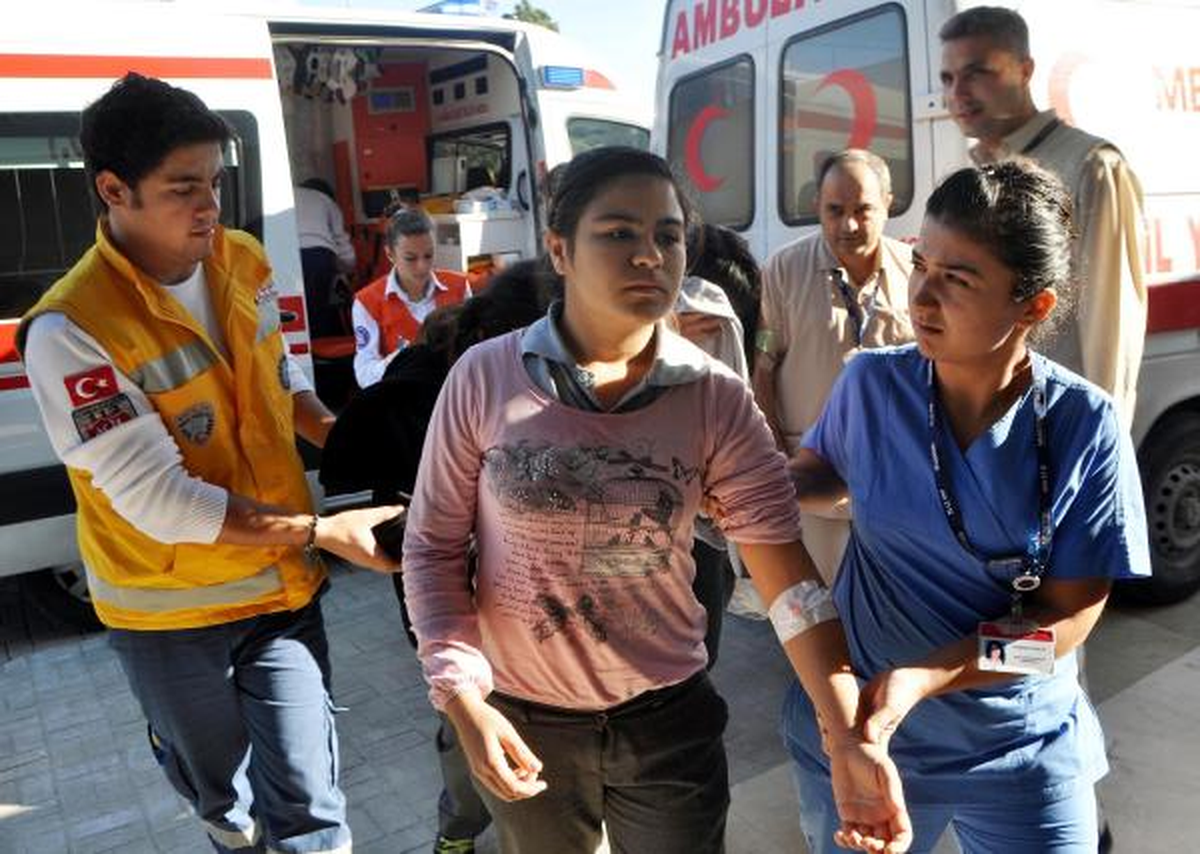 Liseli Kızların Hastanede Biten Şakası