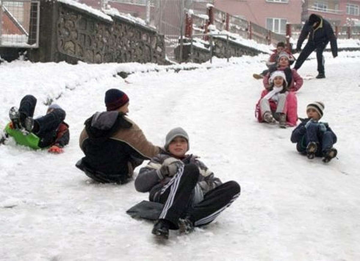 Kocaeli\'de Eğitime Kar Engeli