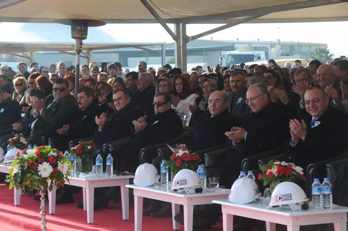 Manisa\'da Yeni Oto Terminal Binasının Temeli Atıldı