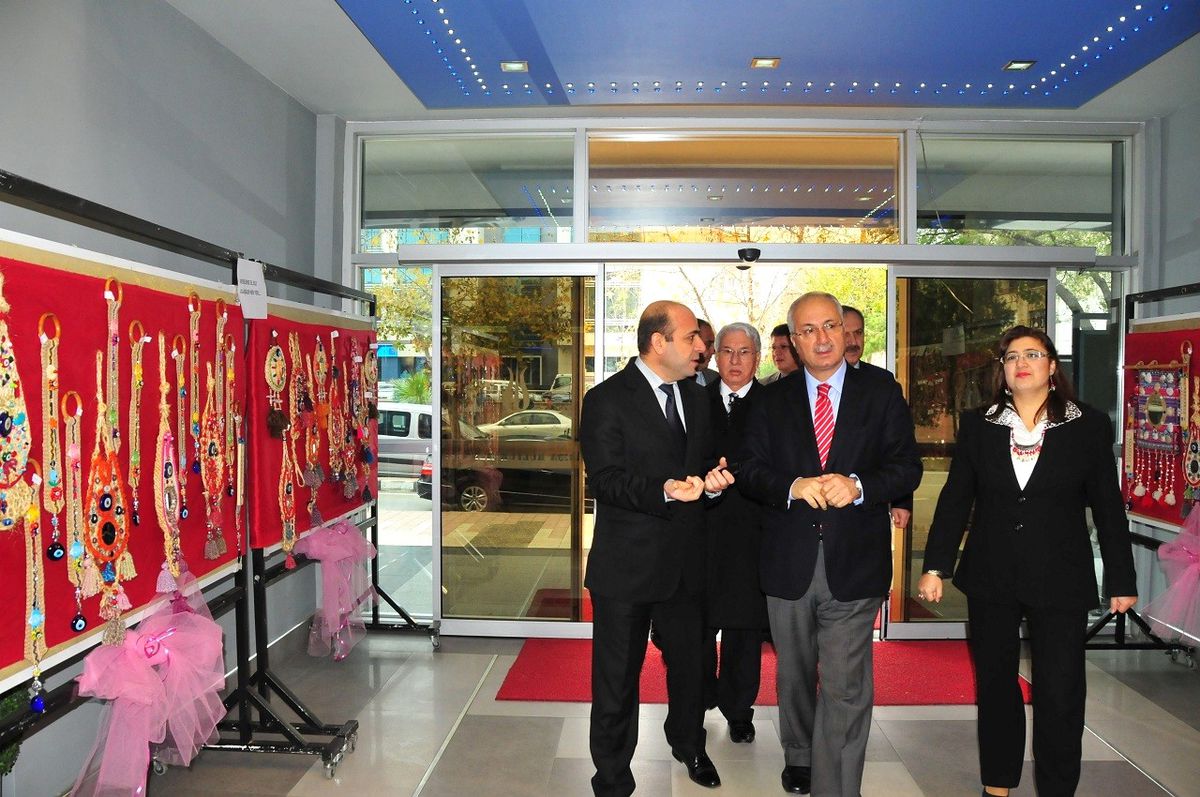 Manisa Kadın Koop Sergi Açtı
