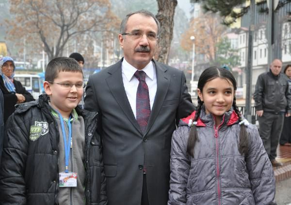 Dinçer \'den Serbest Kıyafet Açıklaması