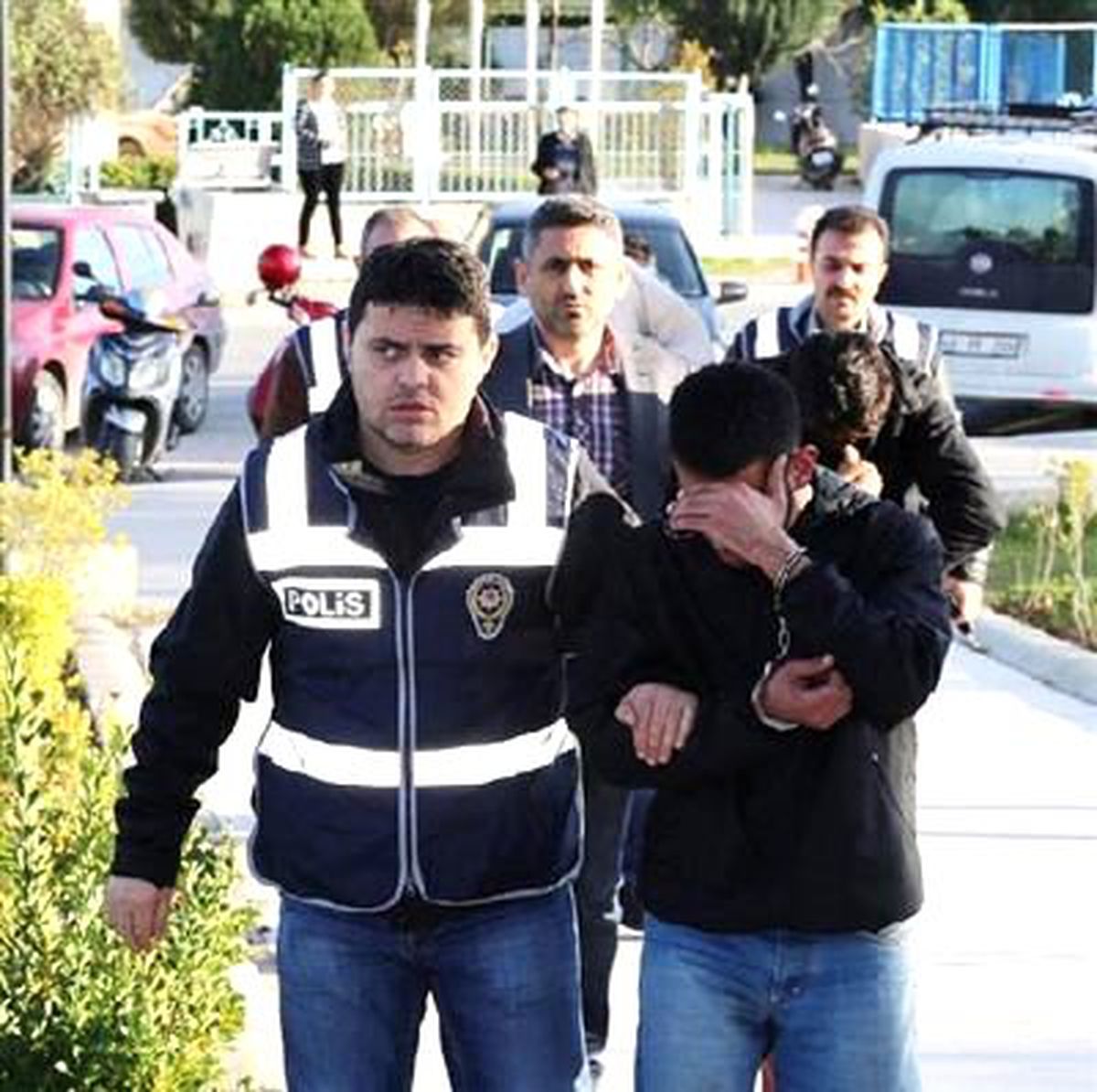 Önce Kamera, Sonra Polis Yakaladı