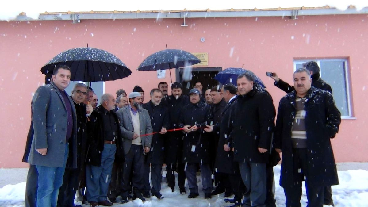 Sancaktepe Belediyesi Erciş\'te Kardeşliğin Gereğini Yaptı