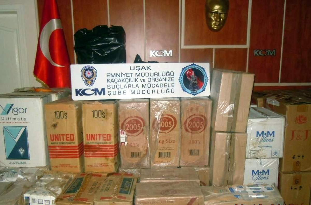 Uşak\'ta Kaçak Sigara ve Çay Operasyonu