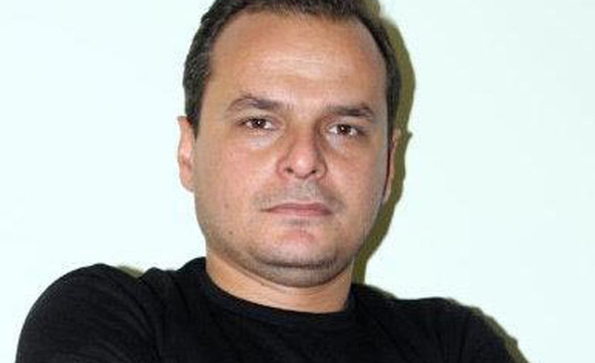 Adana\'da Balkondan Düşen Gazeteci