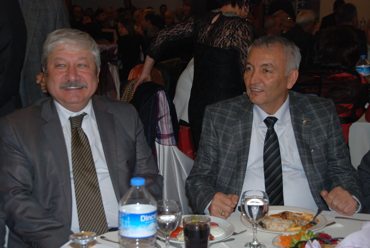 Akaydın\'dan Kazma Kürek Eylemine Destek