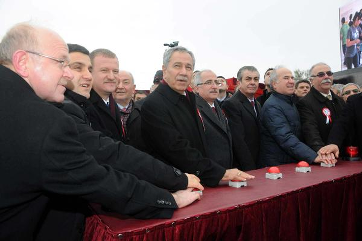 Arınç: \'Ben de Dağa Çıkmam ve Çıkmadım\'