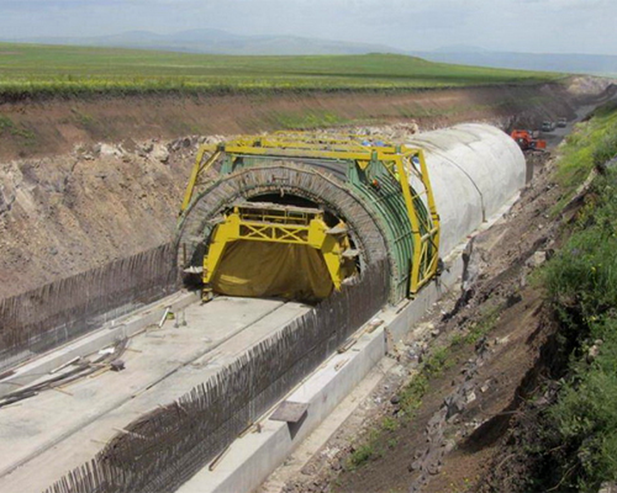 Bakü-Tiflis-Kars Yeni Demiryol Hattı İçin İşbirliği