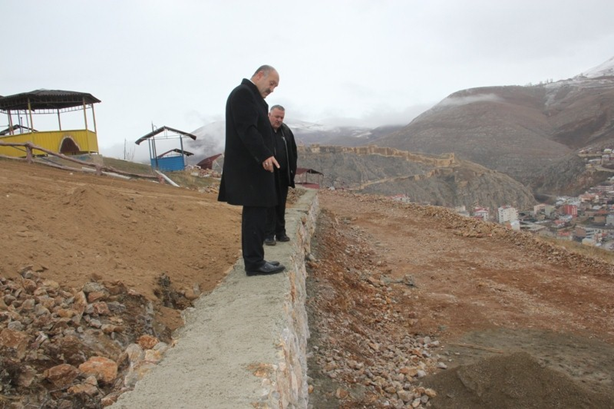 "Bayburt Şehitliği" Çalışmaları Başladı…