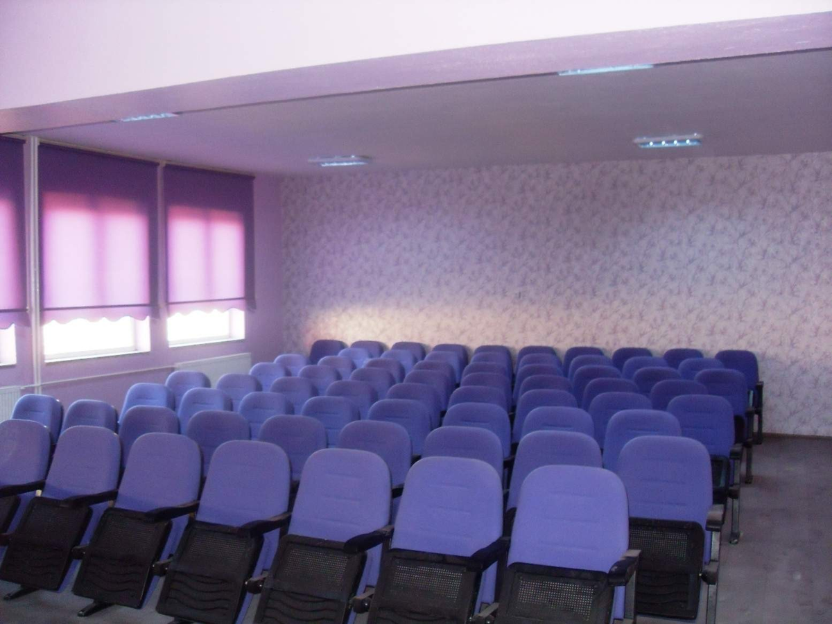 Belediye\'den Okullara Çok Amaçlı Salon