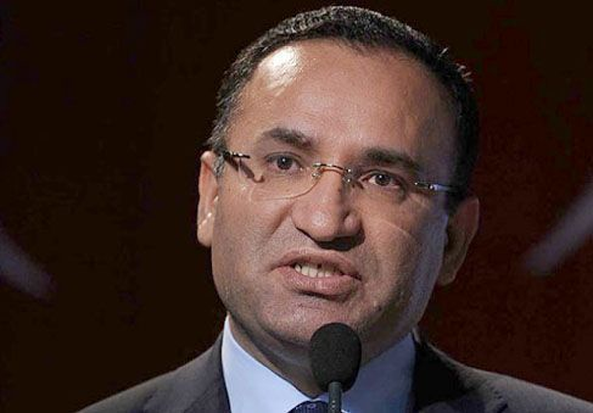 Bozdağ: Avusturya\'daki Türk Öğrenciler İçin Türkçe Zorunlu Ders Olarak Okutulmalı