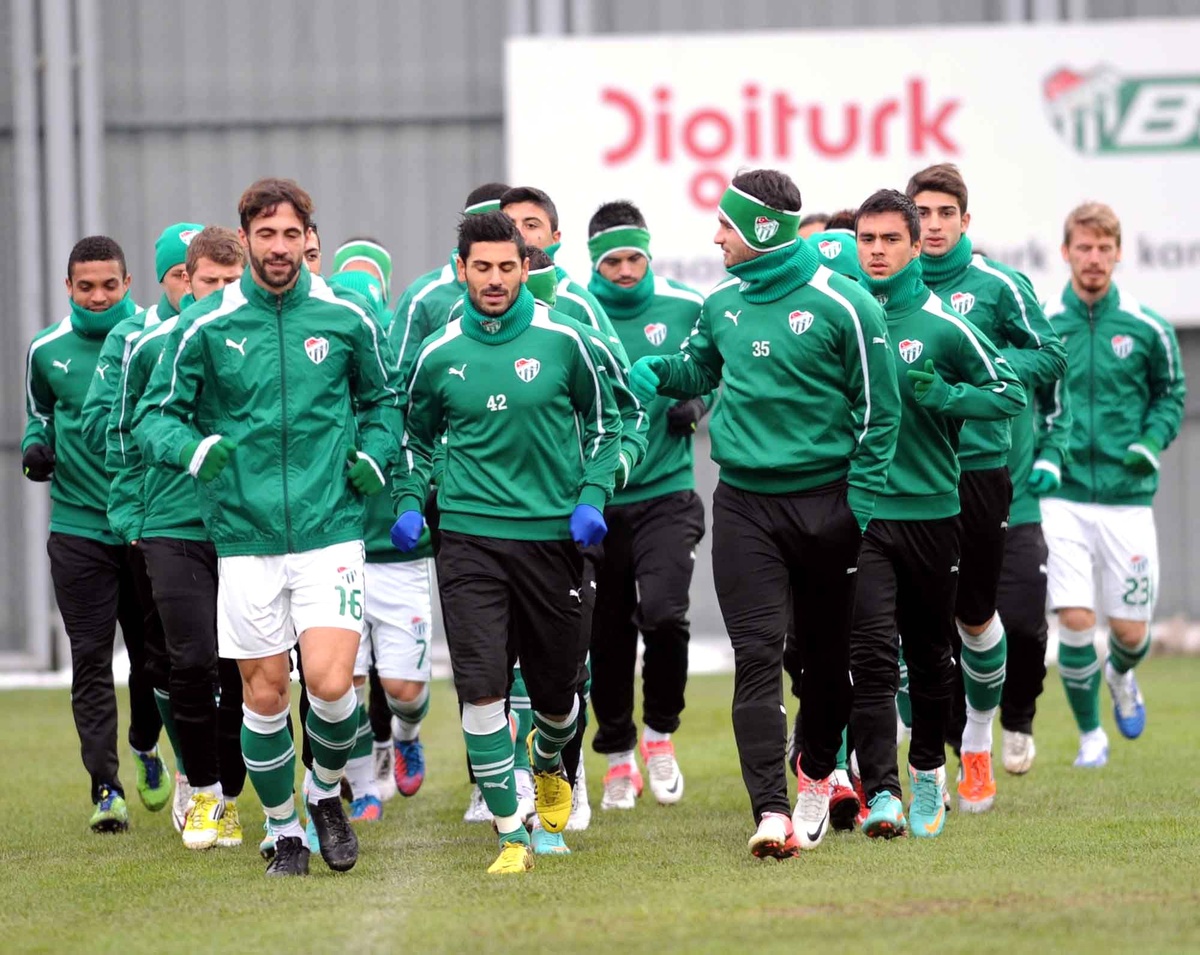 Bursaspor Devreyi 3 Puanla Kapatmak İstiyor