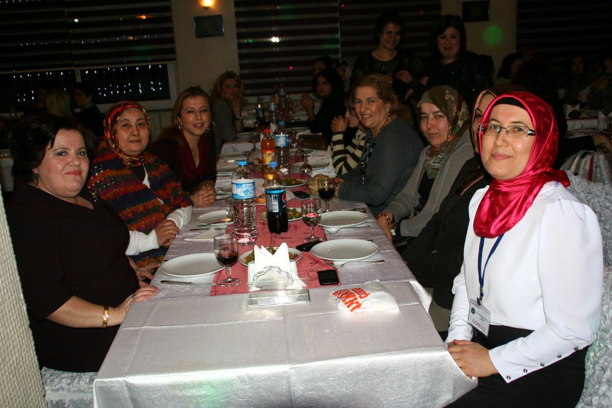 Devrekli Hanımlar Cengizhan ve Yağmur Ekibi ile Eğlendiler