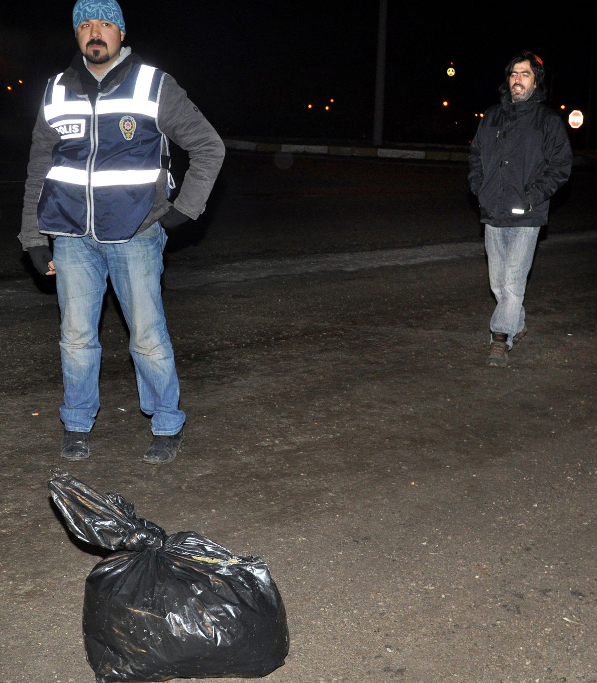 Esrarı Attı Ama Yakalanmaktan Kurtulamadı