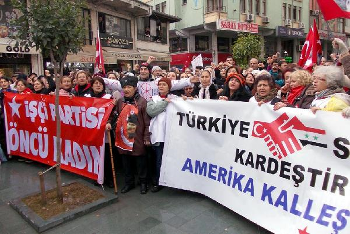 Hatay\'da \'Türkiye-Suriye Kardeştir\' Mitingi
