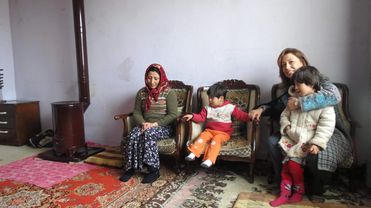 Milletvekili Çalık\'tan Mülteci Afgan Aileye Ziyaret