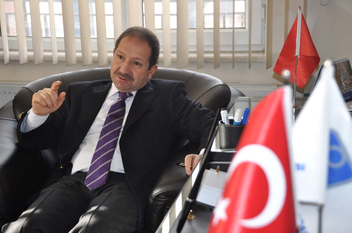 Milletvekili Öz, İnşaat Mühendisleri Odası\'nı Ziyaret Etti