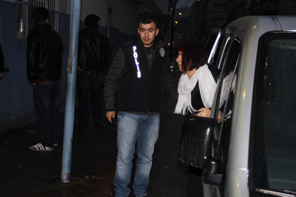 Polise Direnen Bar Sahibi Kapıları Kilitledi