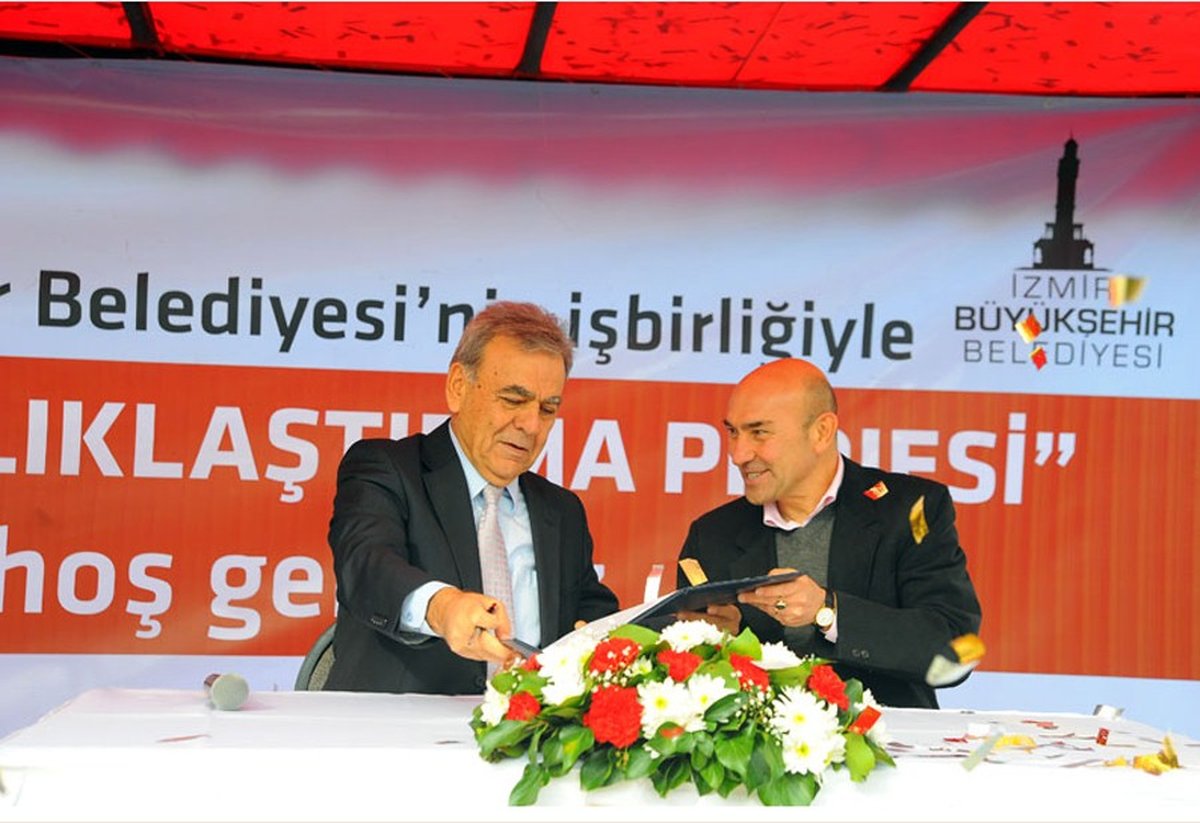 Sığacık Kaleiçi\'nde "Sağlıklaştırma" Projesi Başladı