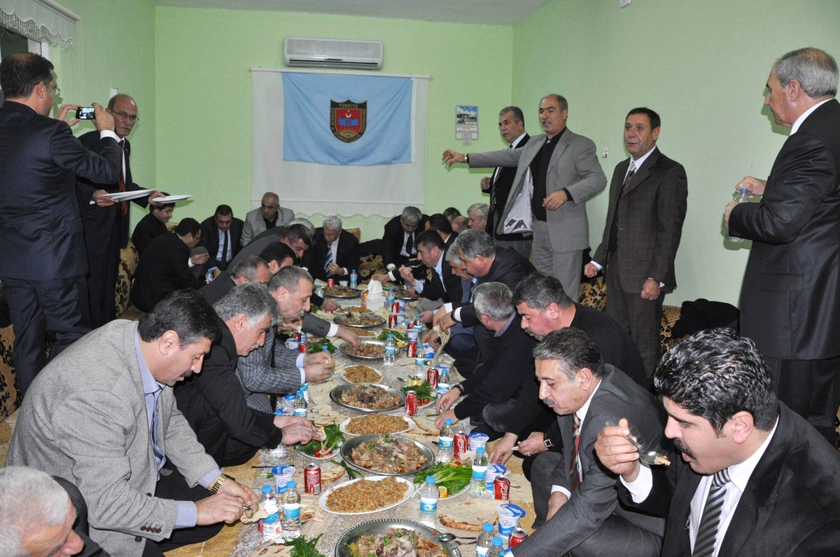 Şoförlerin Sorunları Yer Sofrasında Tartışıldı