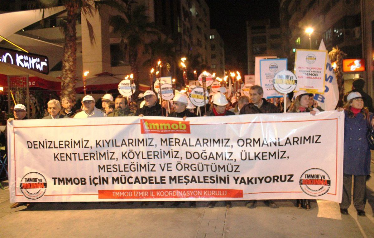 TMMOB\'tan Meşaleli Eylem