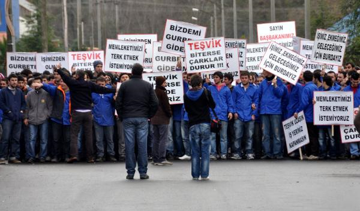 Trabzon\'da İşçilerden \'Teşvik\' Protestosu