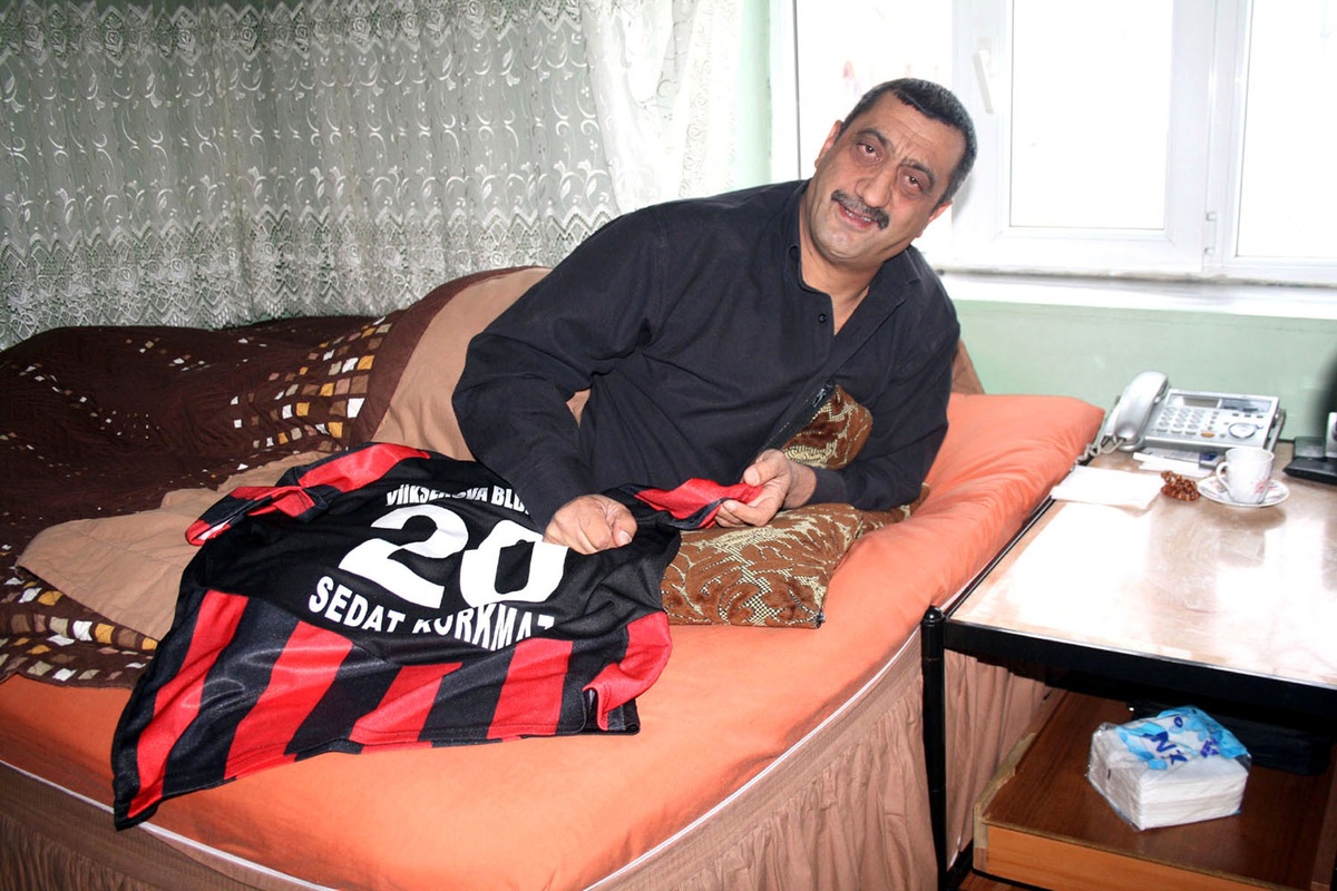 Yüksekova Belediyespor\'dan Anlamlı Ziyaret