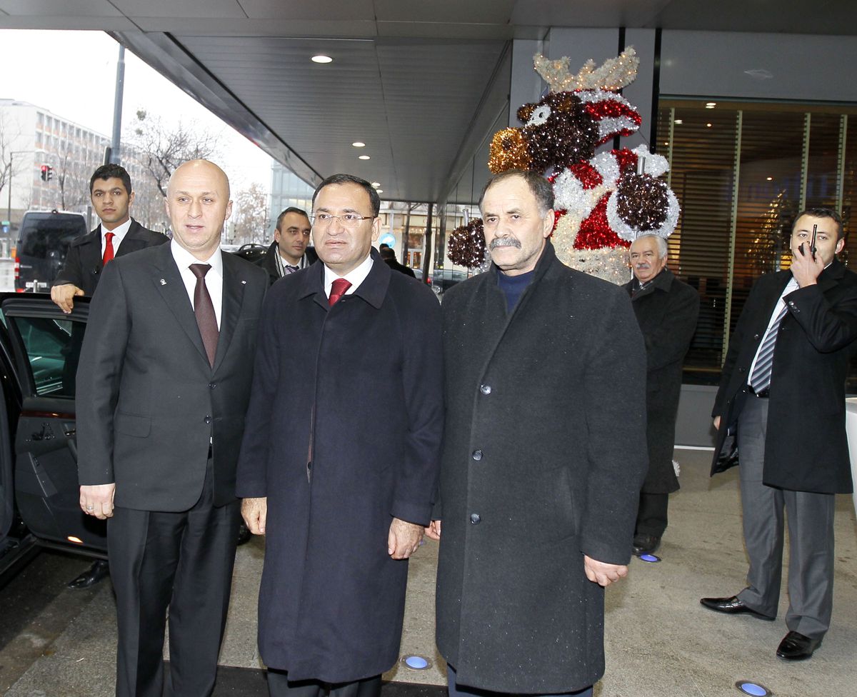 Başbakan Yardımcısı Bozdağ\'ın Viyana Temasları