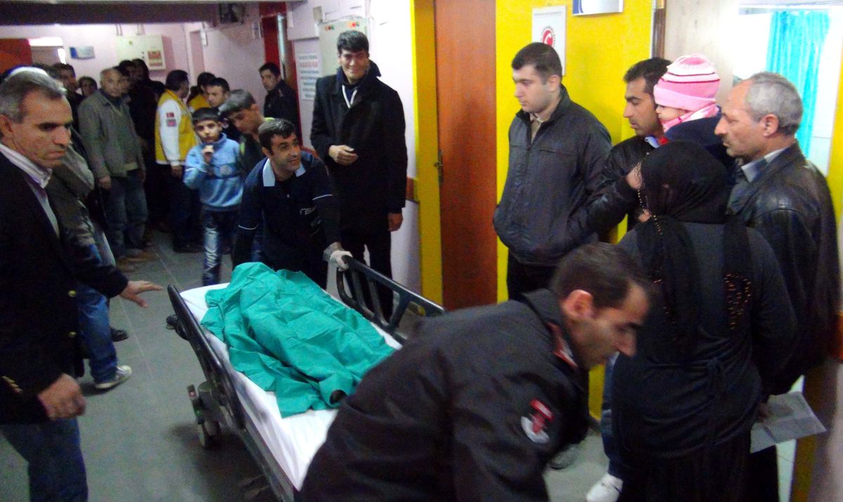 Gölette Boğulan Çocuğun Yakını Kalp Krizinden Öldü