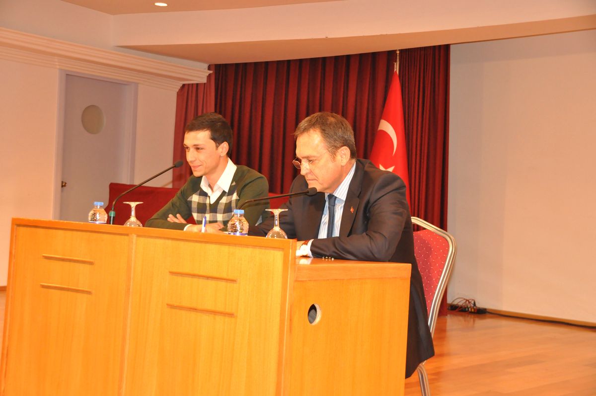 Rektör Tuncer\'den Hacettepelilere Müjde