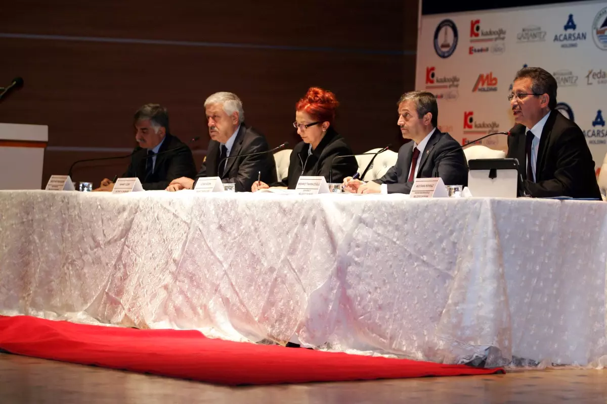 "Şehircilik ve Şehircilikte Yapısal Reformlar, Vizyonlar" Paneli