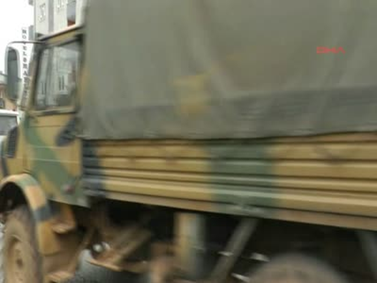 Silopi Kuzey Irak Sınırına Top Sevkiyatı