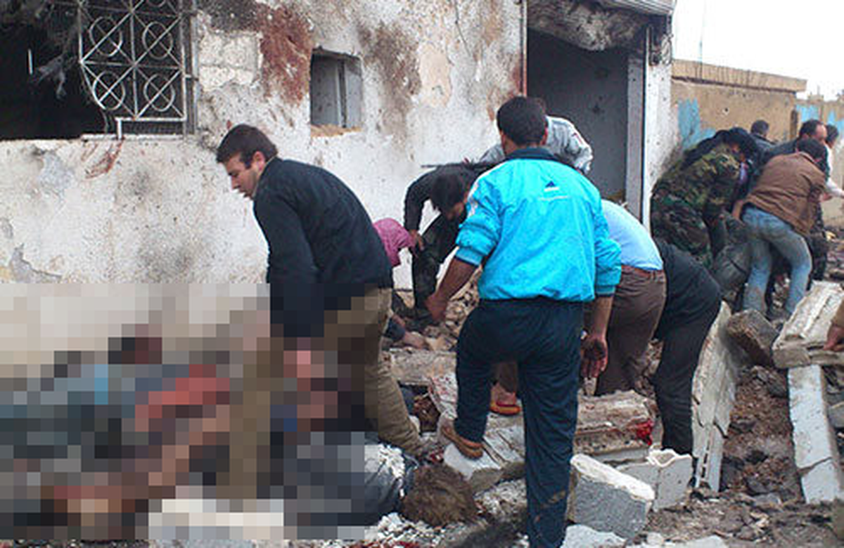 Suriye\'nin Hama Kentinde Fırının Bombalanması Sonucu Ekmek İçin Kuyrukta Bekleyen Yüzden Fazla...