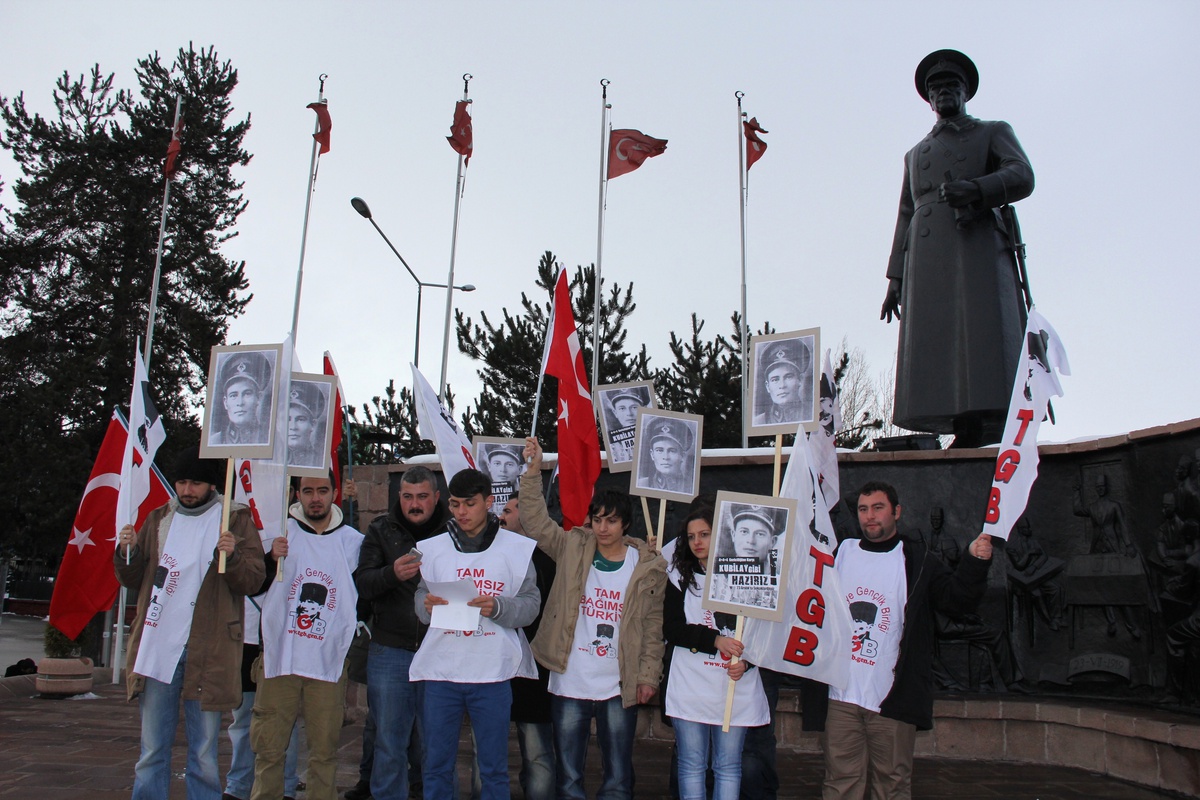 Teğmen Kubilay 82. Ölüm Yıl Dönümünde Erzurum\'da Anıldı