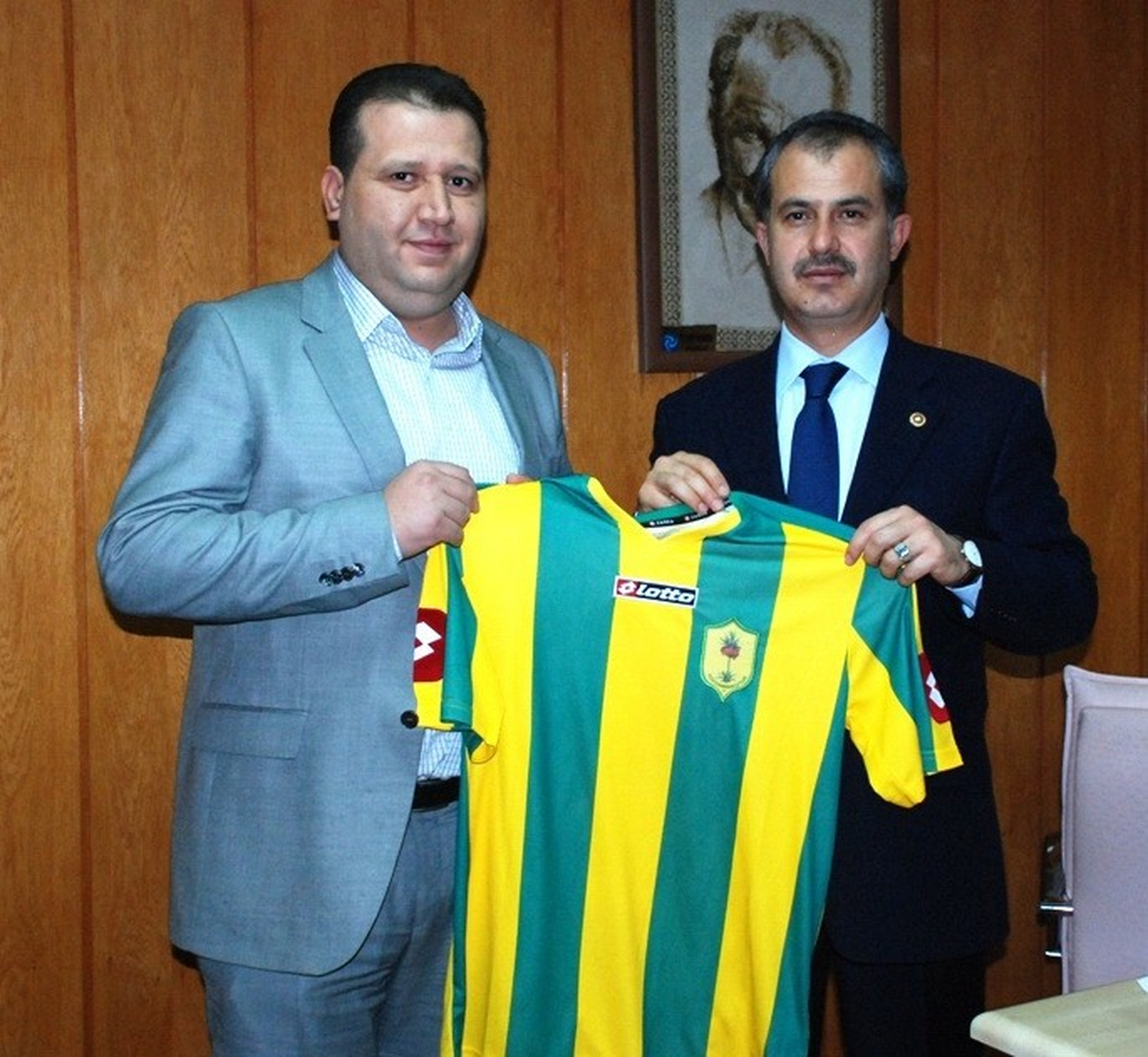 Vekil Erdoğan\'dan Adıyamanspor Kulübü\'ne Ziyaret