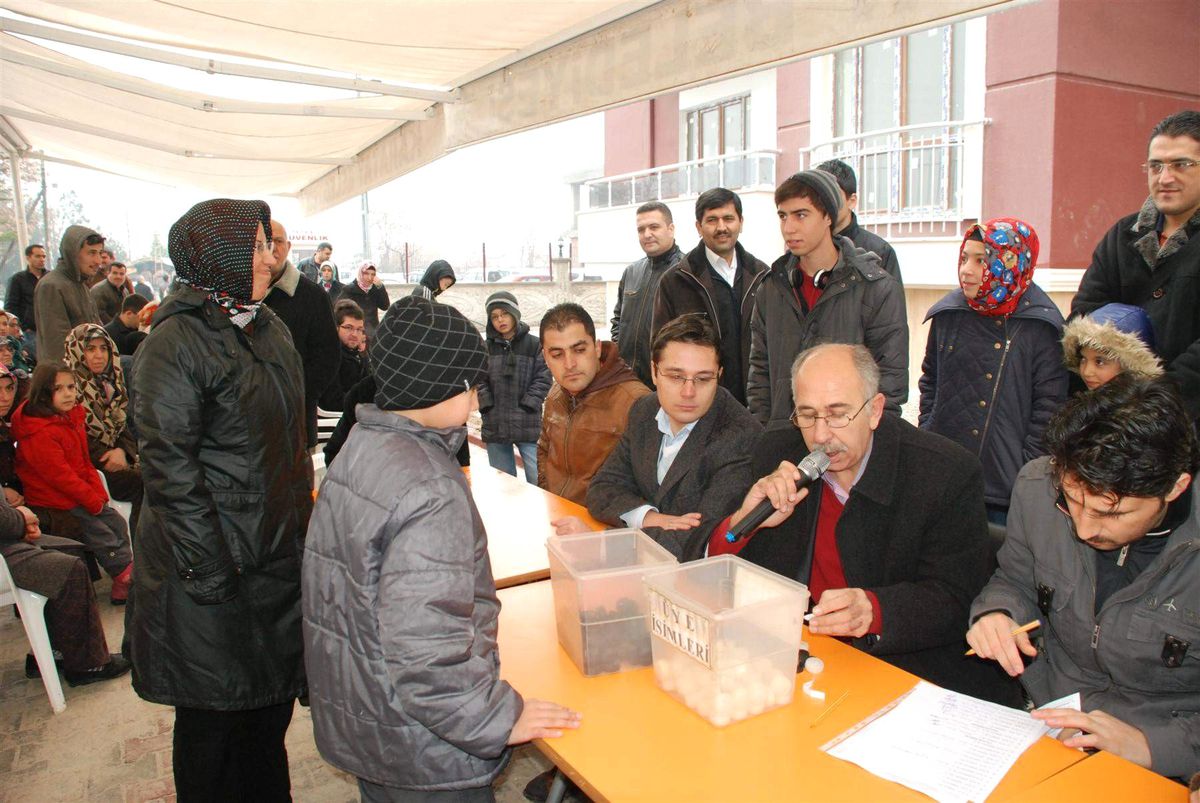 Akcami Konutlarında 120 Daire Sahiplerini Buldu