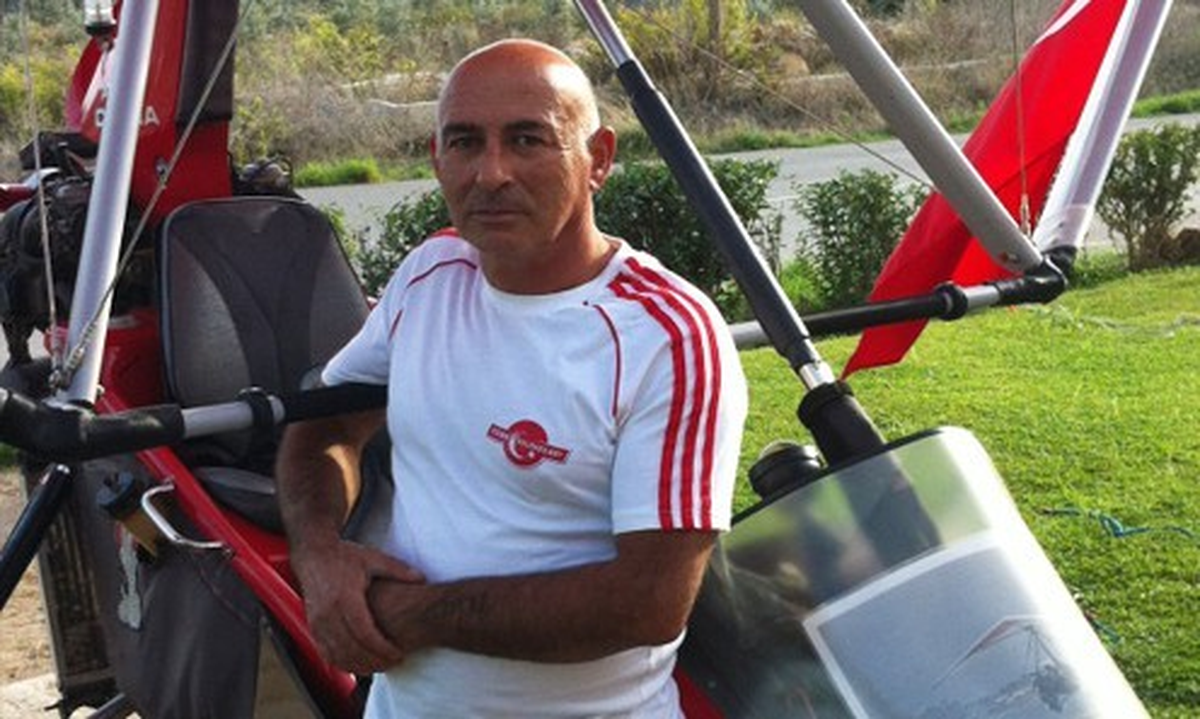 Antalya\'da 2 Kişilik Microlight Uçağın Düşmesi