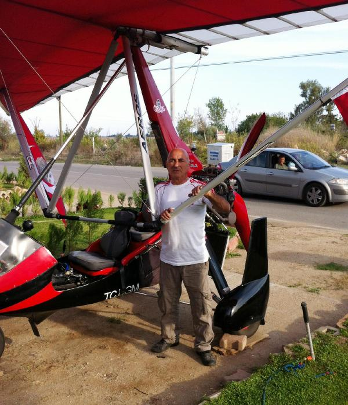 Antalya\'da Microlight Düştü: 2 Ölü (4)