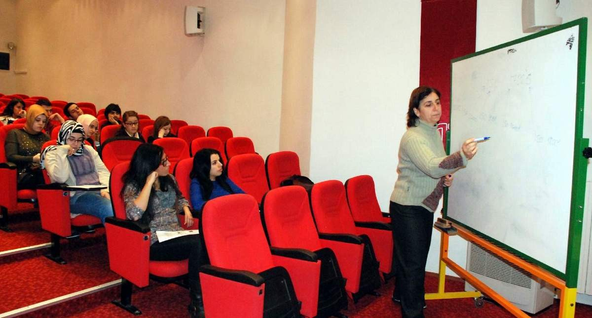 AÜ\'de Bilim ve Teknoloji Sertifika Eğitimi Yapıldı