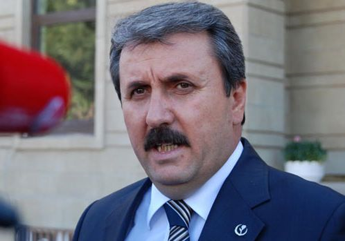 BBP Genel Başkanı Destici Trafik Kazası Geçirdi