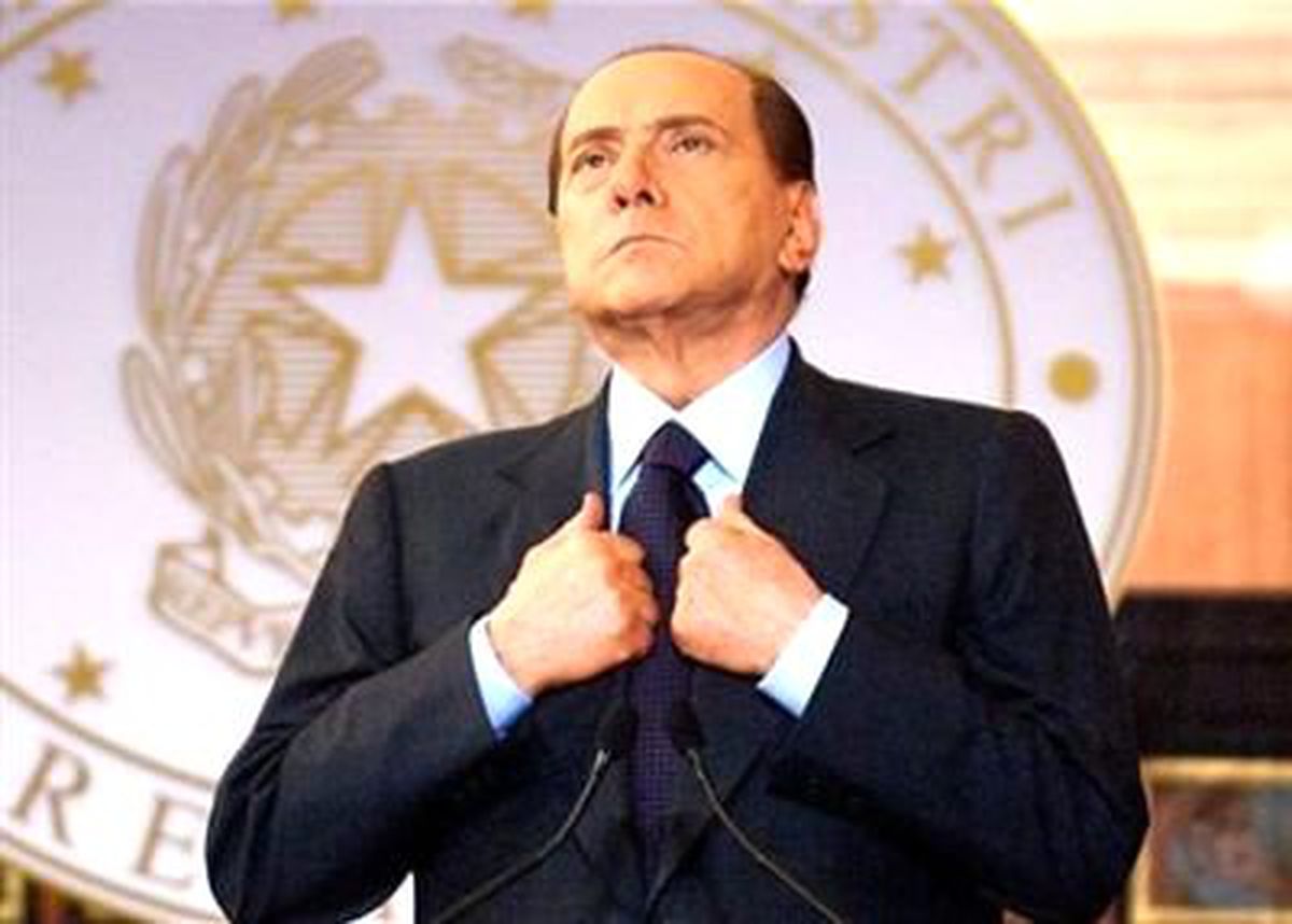 Berlusconi Alman Bankalarını Suçladı