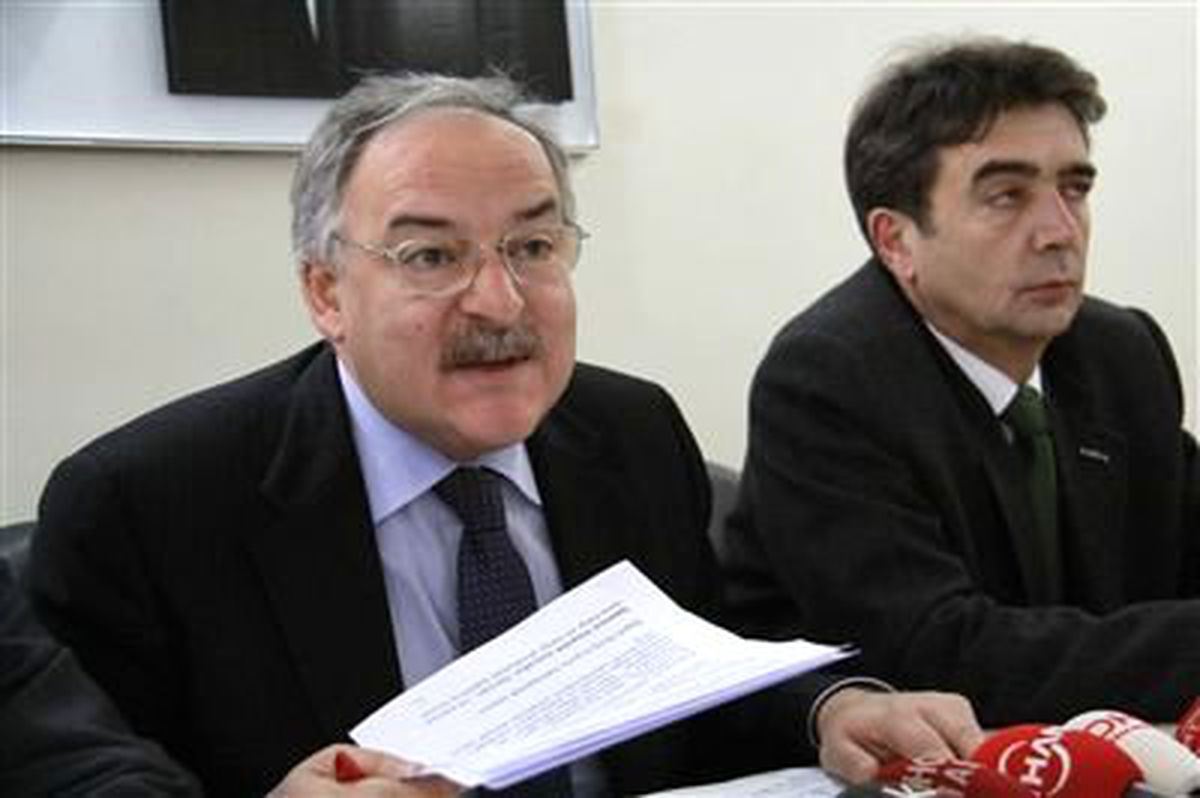 "Bir Derin Devlet Varsa AKP\'dir"