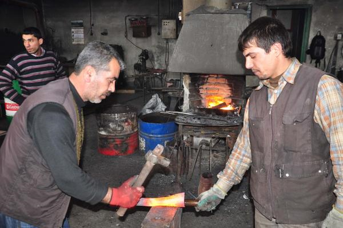 Bitlis\'teki Son Sıcak Demirci Teknolojiye Yenik Düştü
