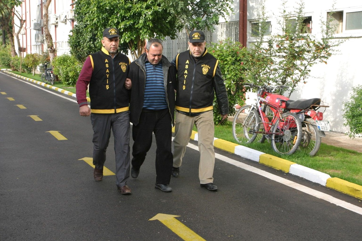 Cinayet Sanığı Sahte Kimlikle Yakalandı