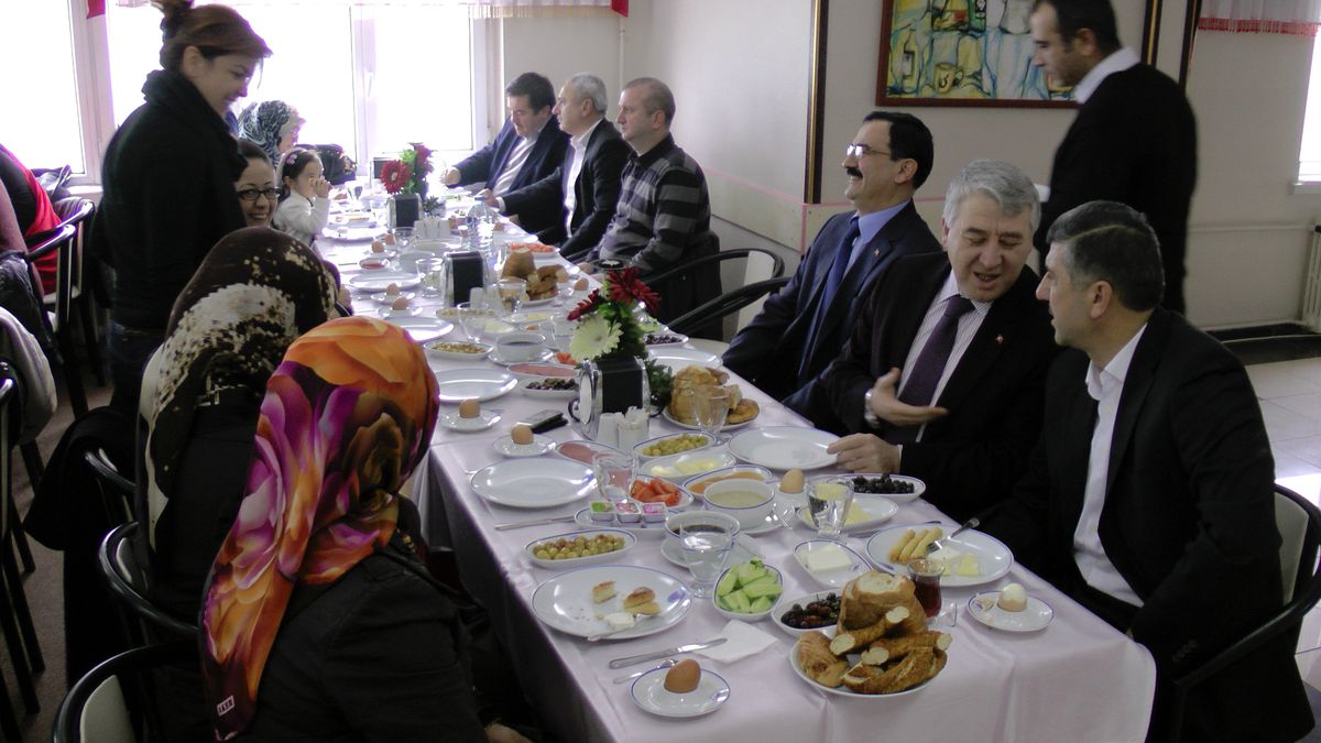 Düzce Belediye Başkanı İsmail Bayram;