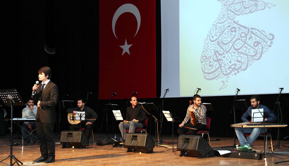 Gaün\'de \'Şeb-İ Aruz\' Düzenlendi